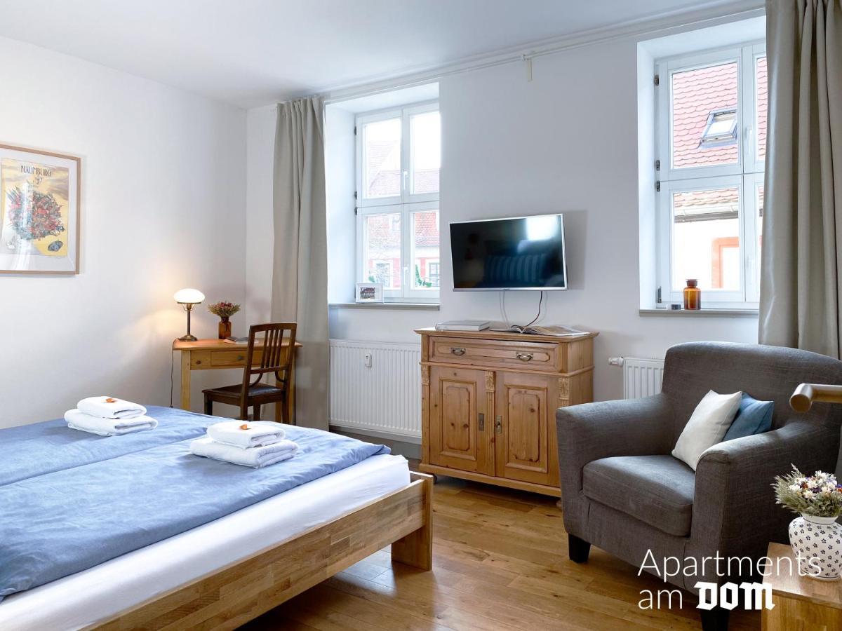 Apartments Am Dom Νάουμπουργκ Εξωτερικό φωτογραφία