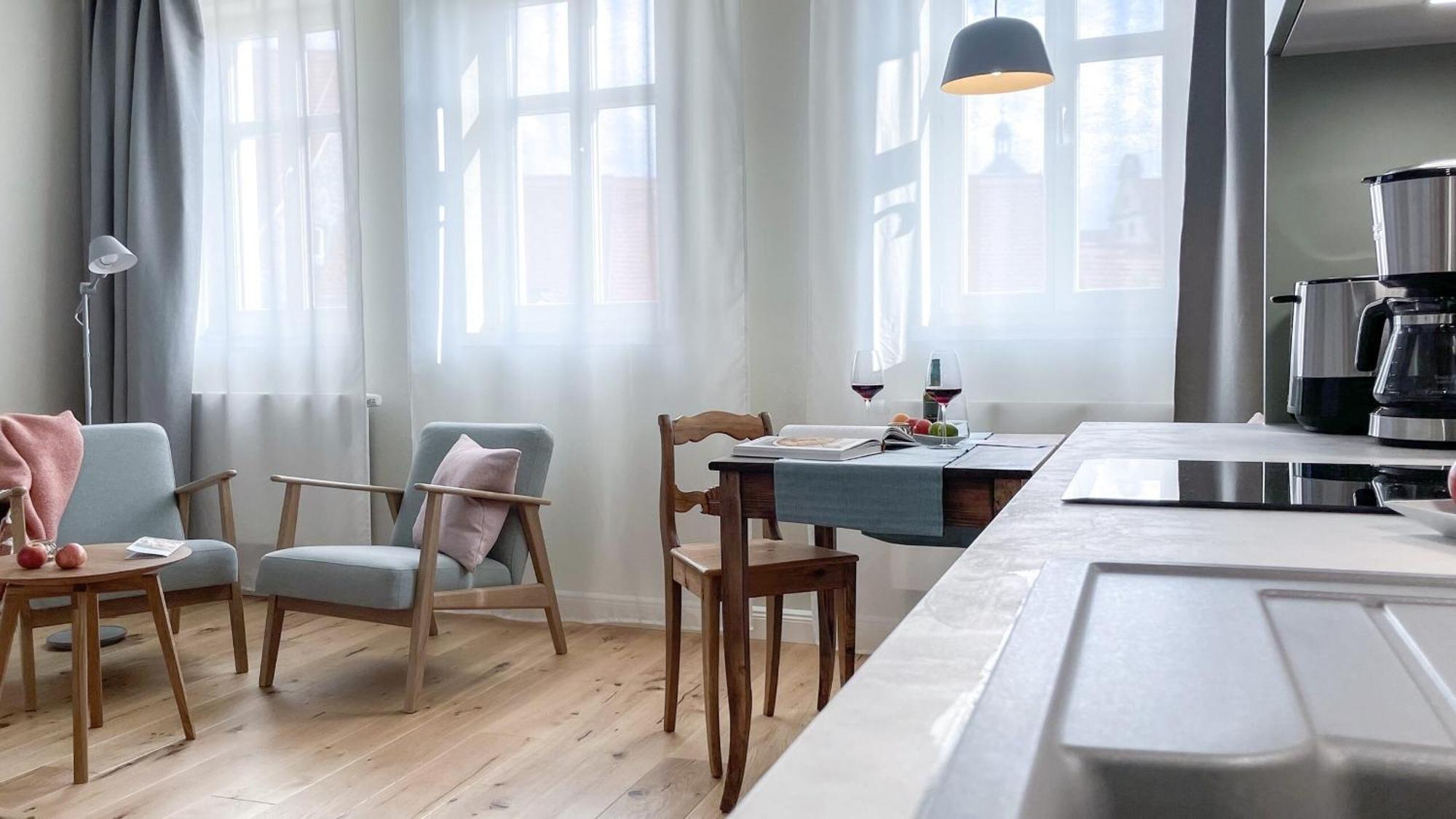 Apartments Am Dom Νάουμπουργκ Εξωτερικό φωτογραφία